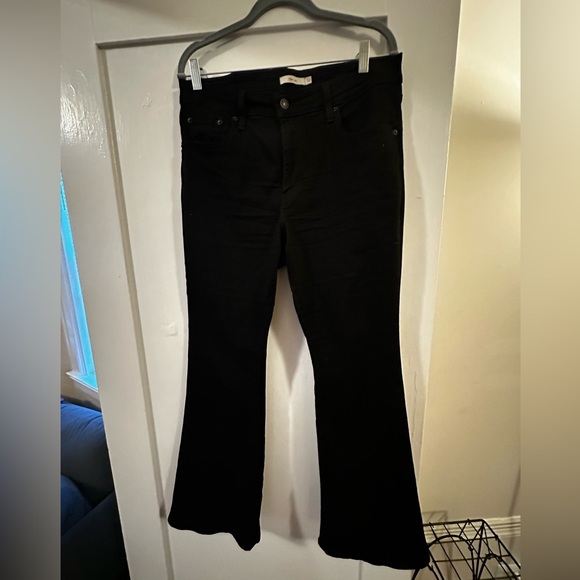 Levi's Women's 726 High Rise Flare Jeans in Soft Black - Picture 8 of 9